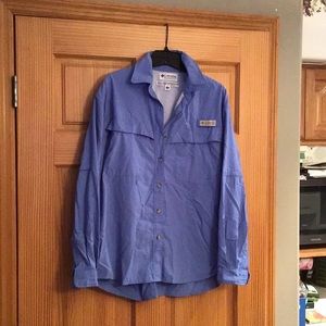 Columbia  Blue UPF 30 wind shirt M